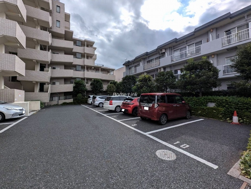 東建ニューハイツ赤塚公園　駐車場